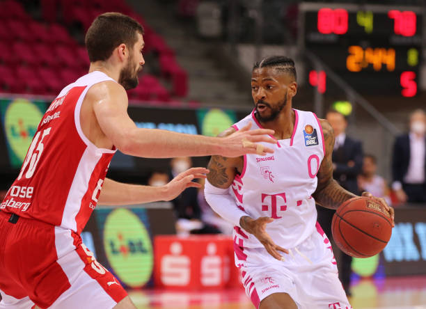 赋予无与伦 赋予无与伦